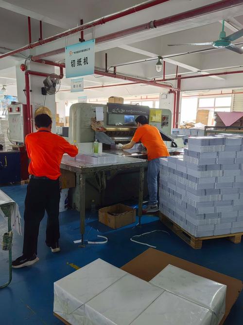 精装产品画册印刷厂骑马订胶装画册1000本起印出货快